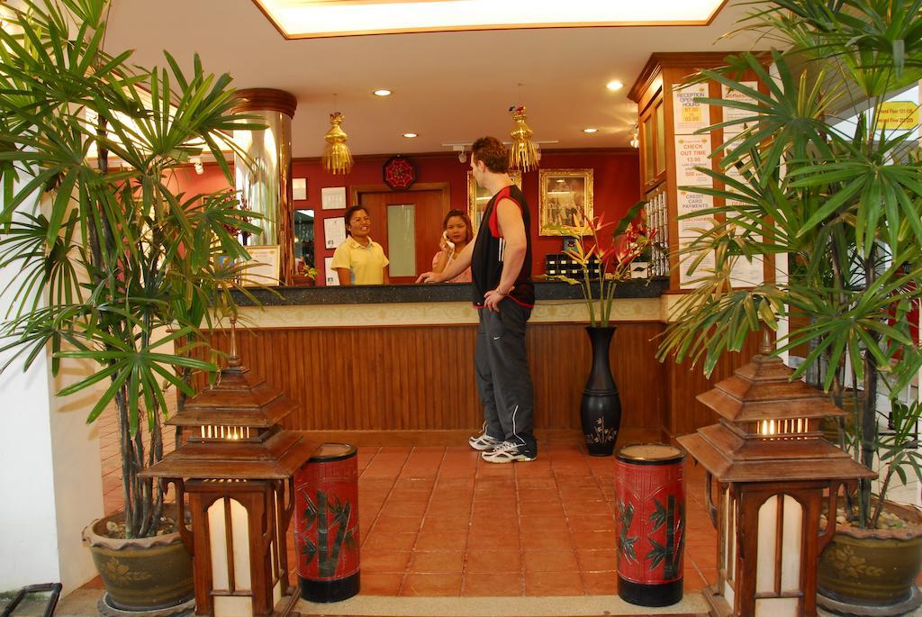 The Expat Hotel Patong Εξωτερικό φωτογραφία