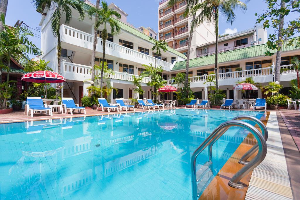 The Expat Hotel Patong Εξωτερικό φωτογραφία