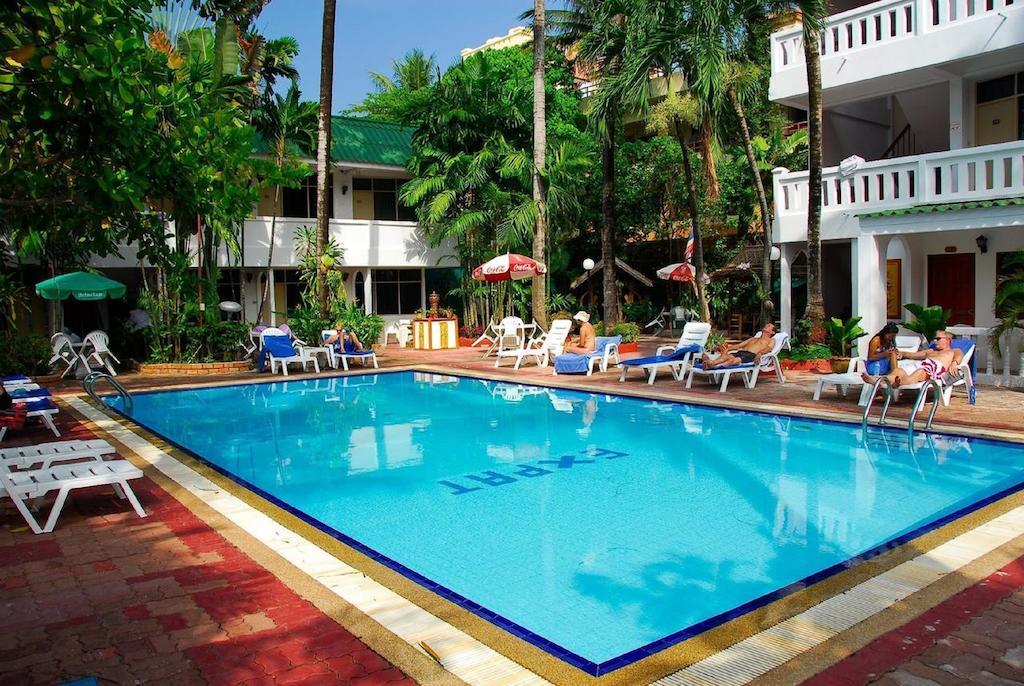 The Expat Hotel Patong Εξωτερικό φωτογραφία